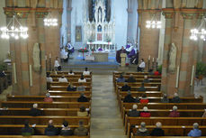 Beauftragung zu Lektorat und Akolythat in St. Marien, Volkmarsen (Foto: Karl-Franz Thiede)